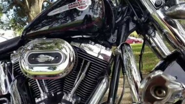 Best Motorcycle Chrome Polish - Peek Polish Africa